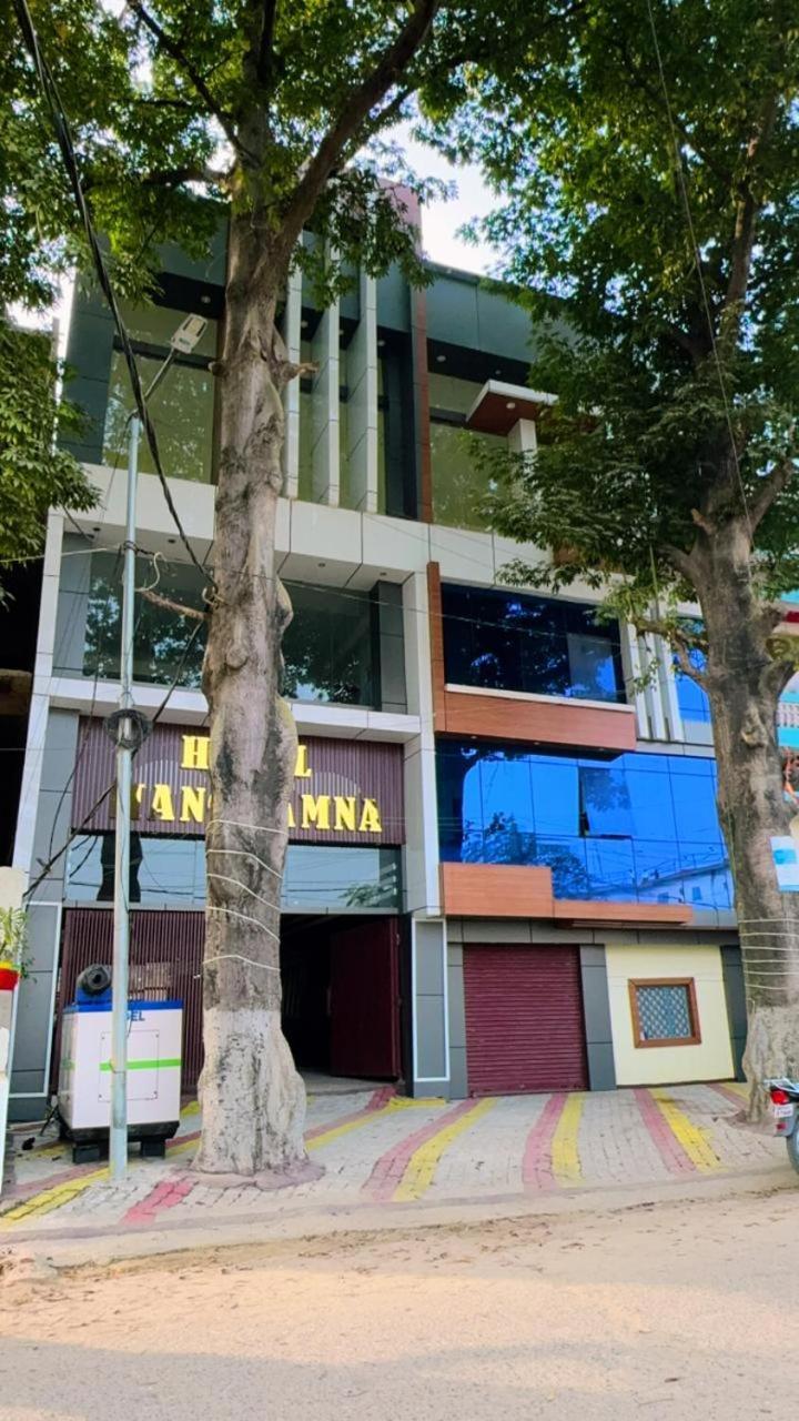 Hotel Manokamna Bódhgaja Exteriér fotografie