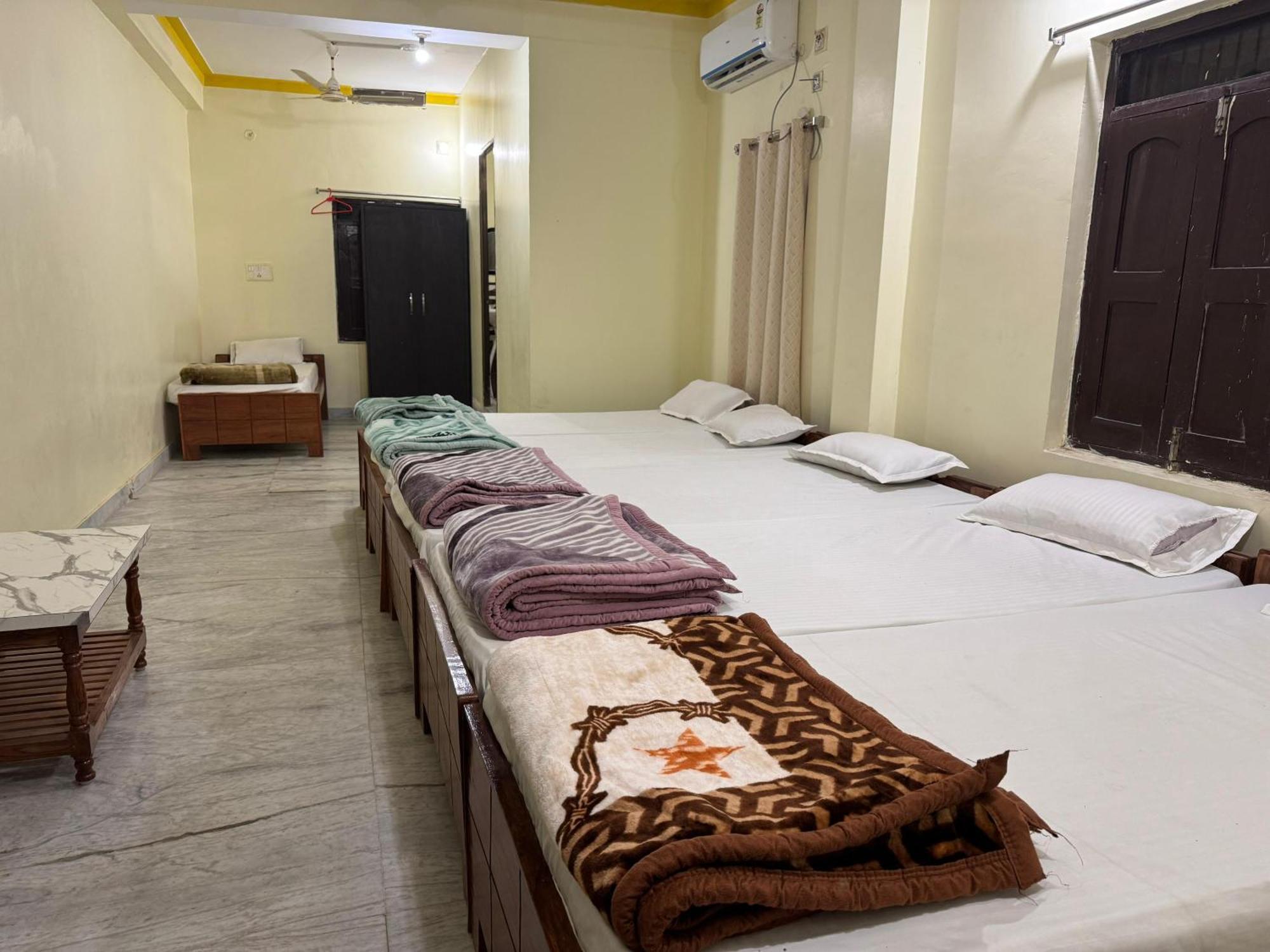 Hotel Manokamna Bódhgaja Exteriér fotografie